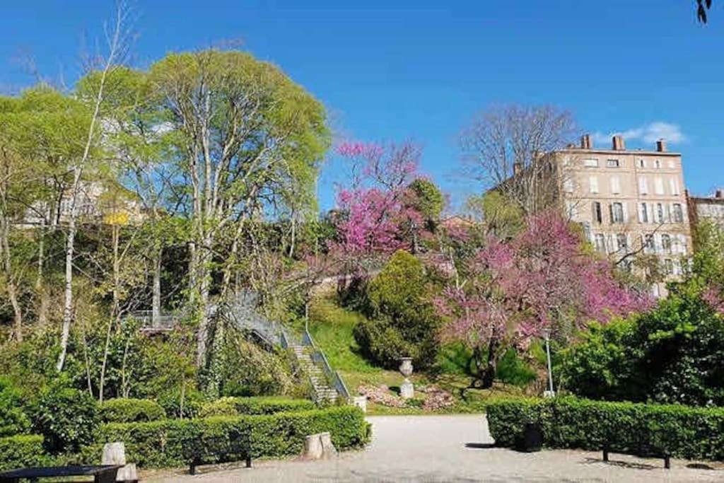 La Croisee Des Chemins モントーバン エクステリア 写真